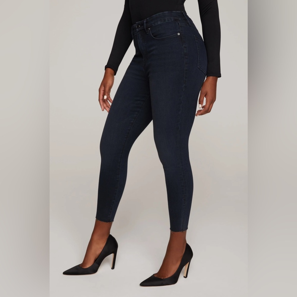 Good American 12/31 Good Waist Cropped jeans EUC